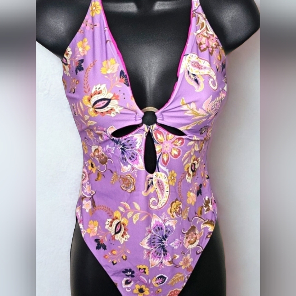 Cupshe Small Women's One-Piece Reversable, With Adjustable Strings